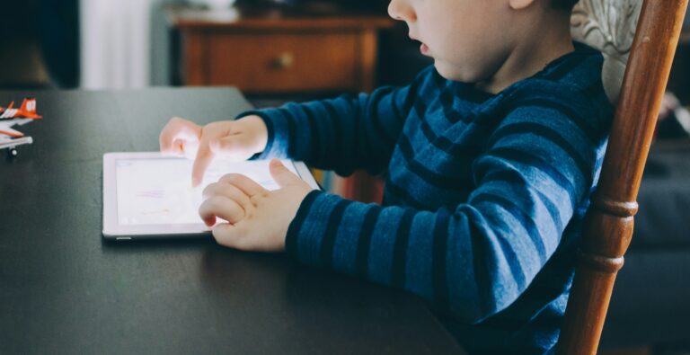 Managing screen time for kids